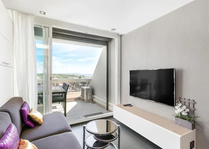 Village Naturiste R4n - Le Blue Light Heliopolis Sea View Luxe Apartment